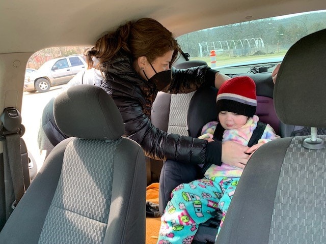UAMS, Open Arms, and Buckle Up for Life provide free car seats in Madison County