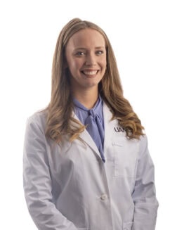 Ann Elizabeth Tebow, M.D. Headshot of Ann Elizabeth Tebow, M.D.
